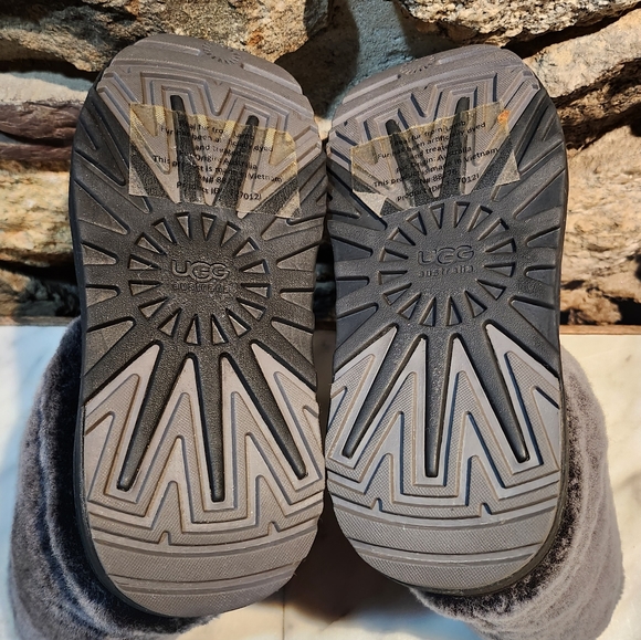 UGG Thinsulate Winter Boots - Picture 11 of 14